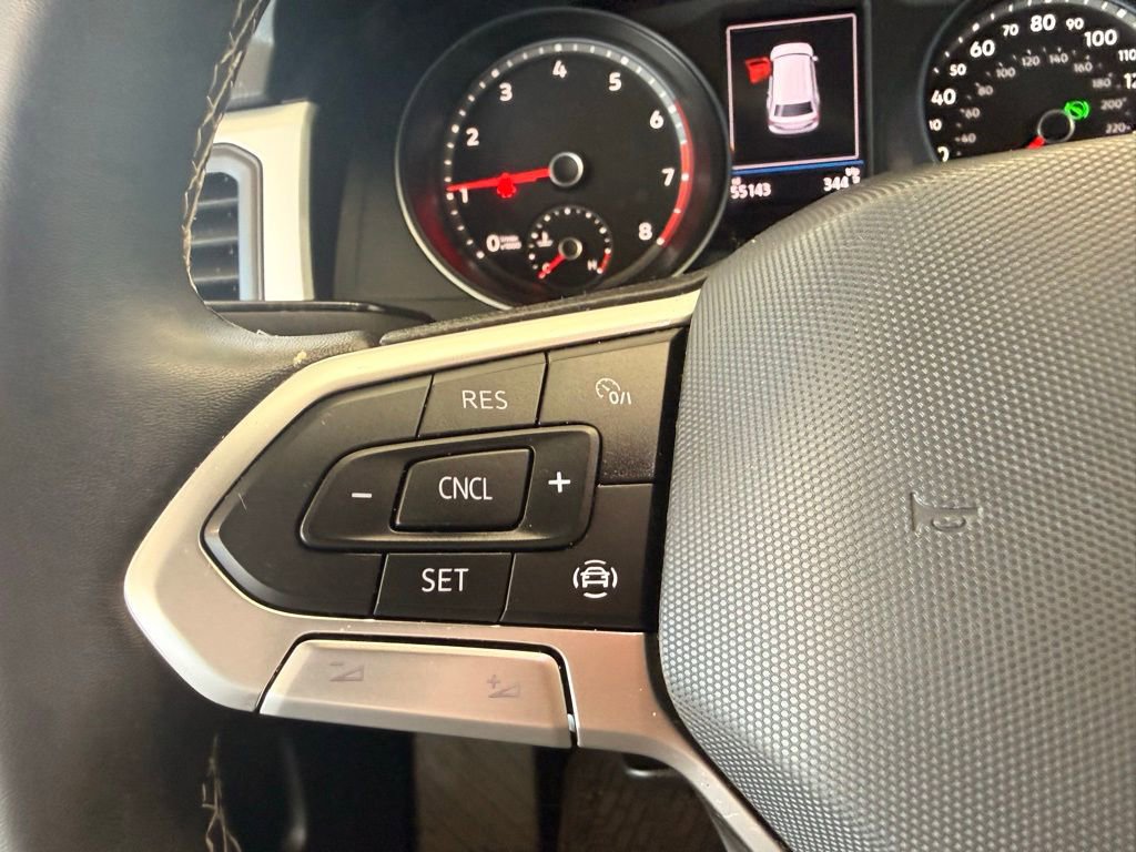 Used 2021 Volkswagen Atlas Cross Sport SE image 24