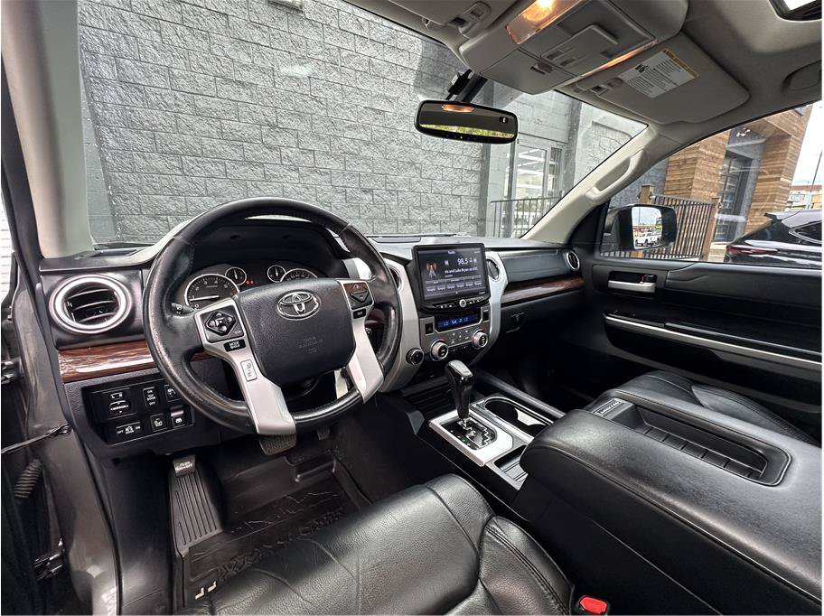 Used 2017 Toyota Tundra Limited w/ Limited Premium Package AWD/4WD image 2