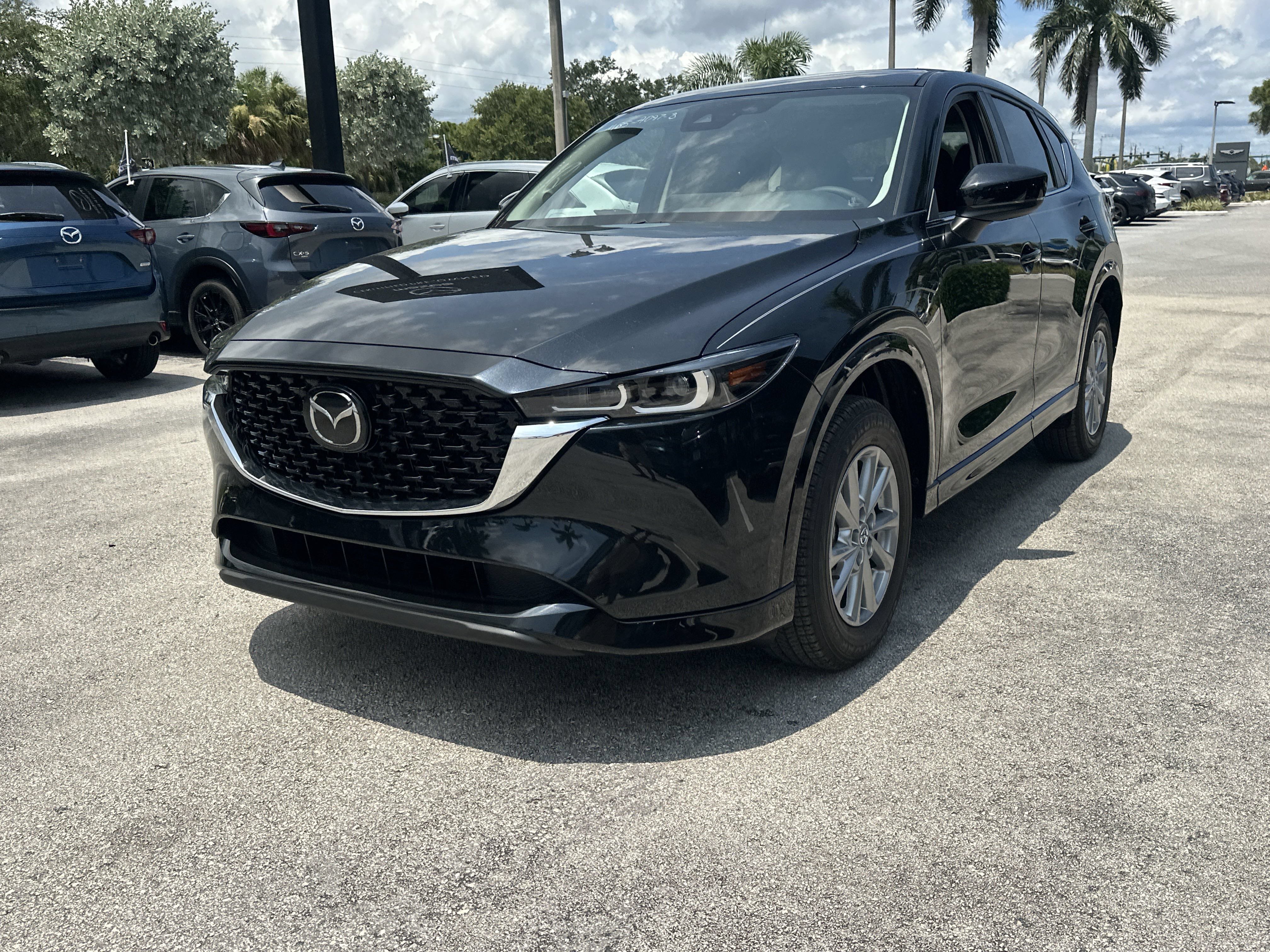 New 2025 MAZDA CX-5 AWD 2.5 S w/ Preferred Package image 2