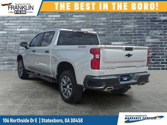 Used 2021 Chevrolet Silverado 1500 Custom Trail Boss AWD/4WD image 3
