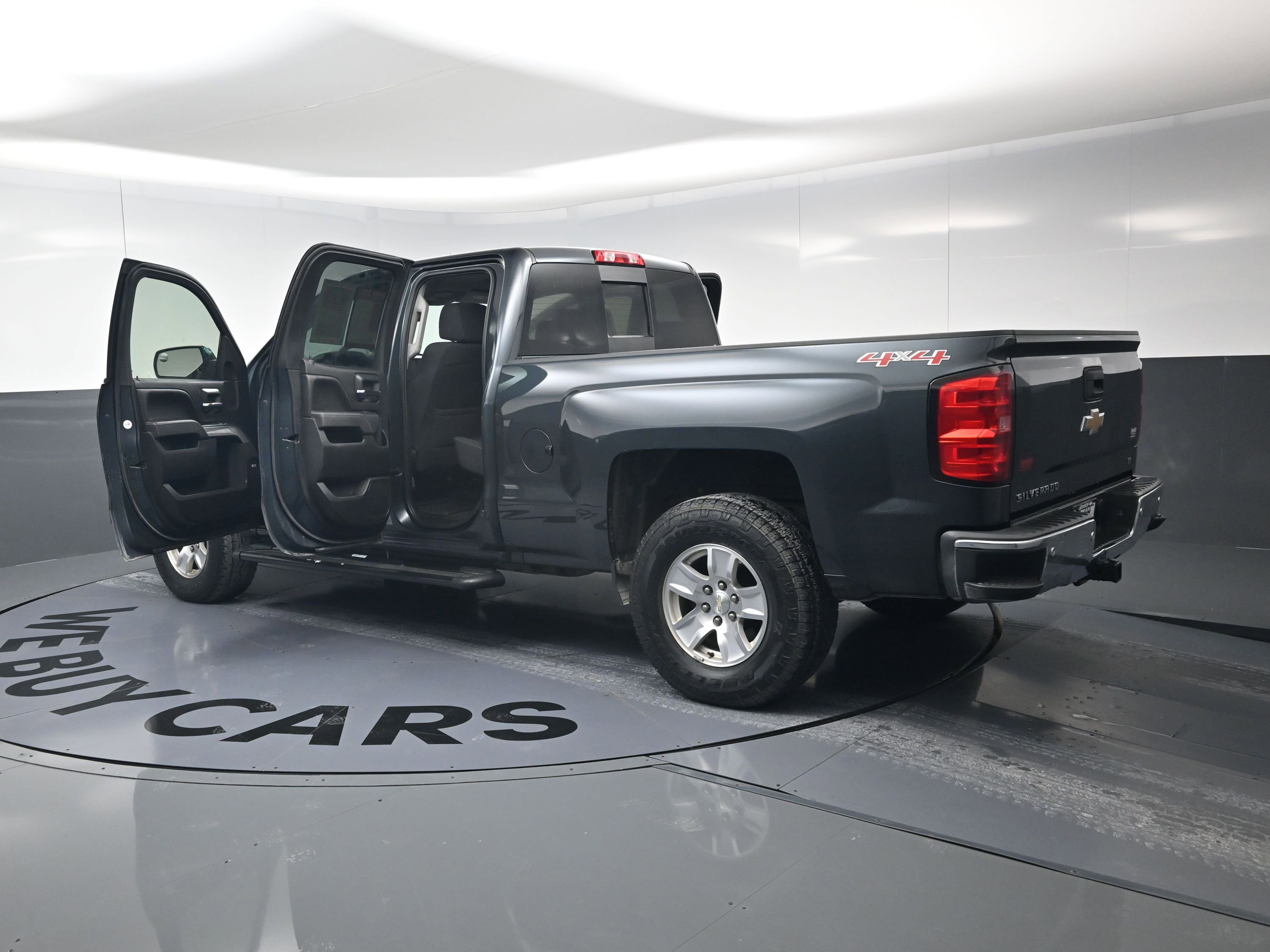 Used 2017 Chevrolet Silverado 1500 LT w/ All Star Edition image 28