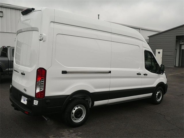 New 2026 Ford Transit 250 148 High Roof image 7