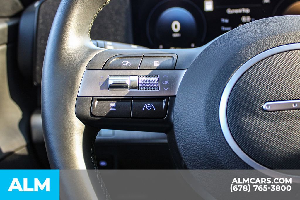 Used 2025 Hyundai Kona Limited image 27