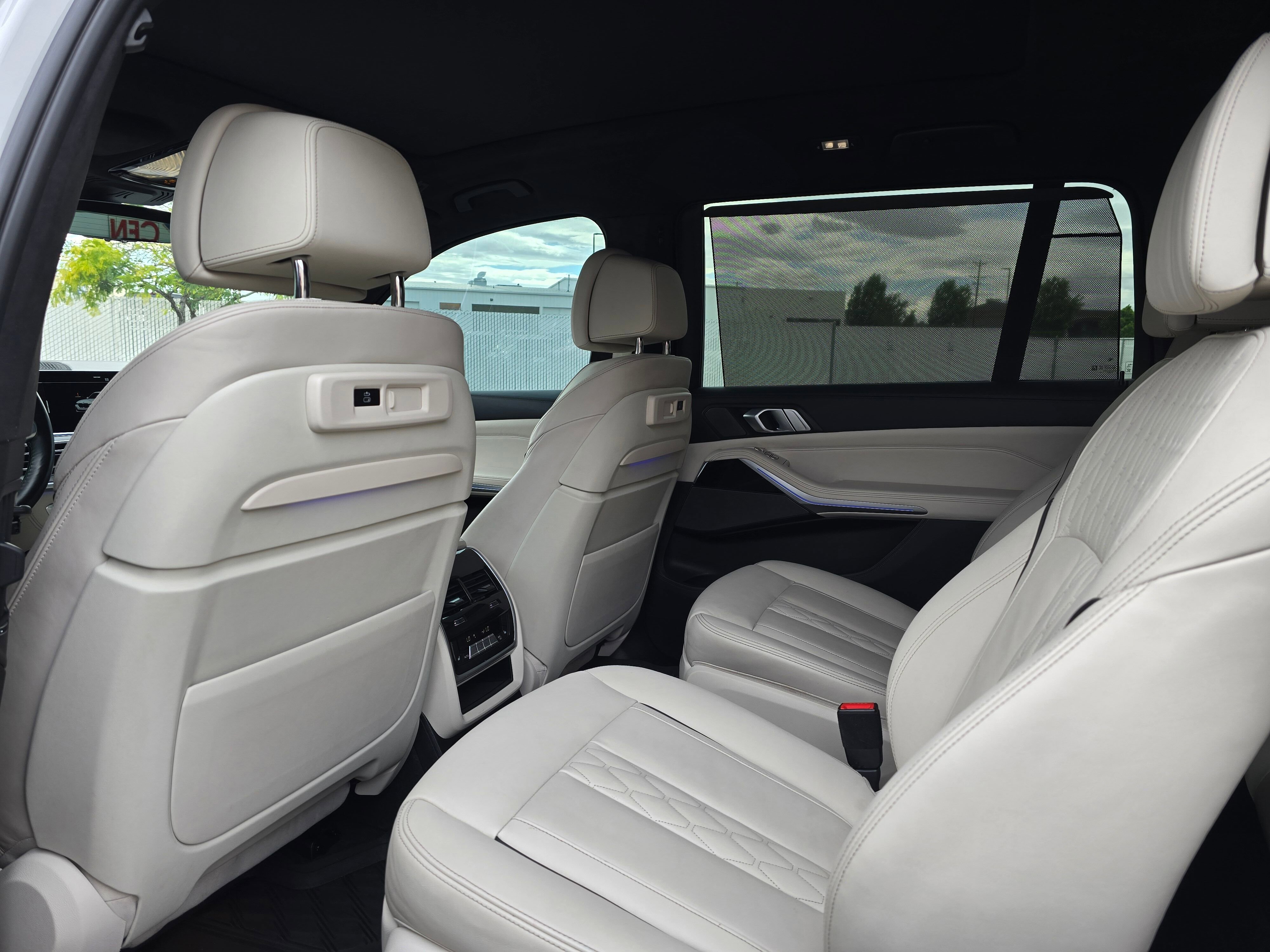 Certified 2022 BMW ALPINA XB7 AWD/4WD image 43