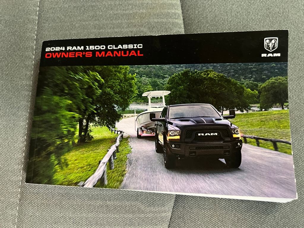 Used 2024 RAM 1500 Classic SLT image 28