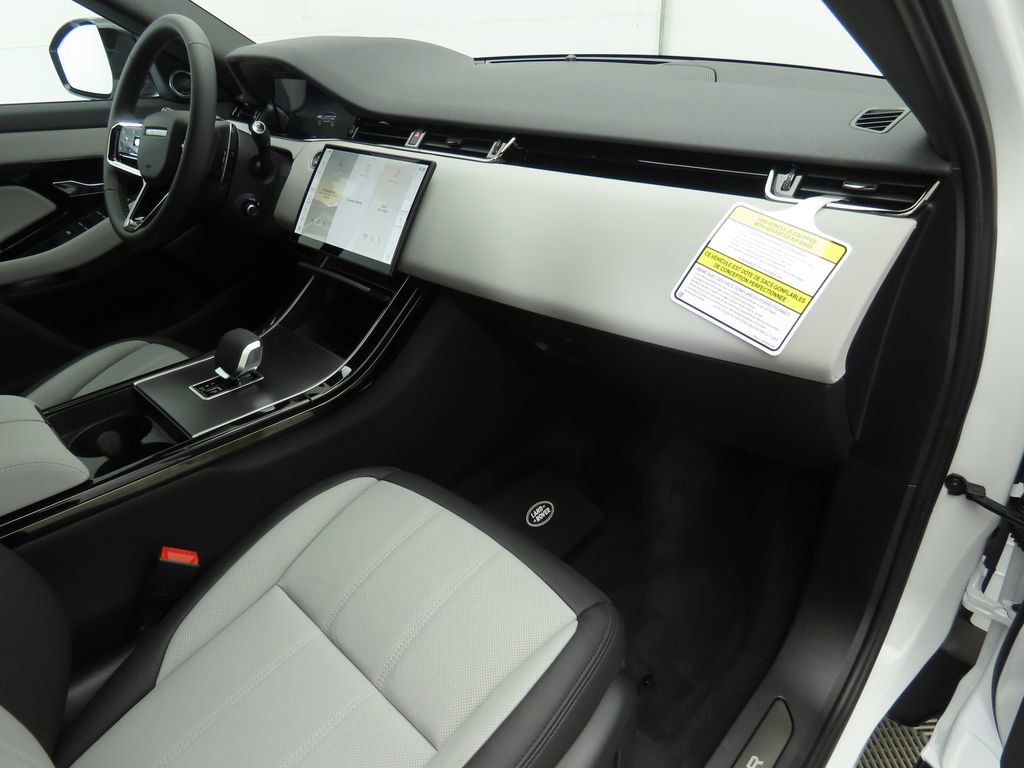 New 2026 Land Rover Range Rover Evoque Dynamic SE image 19