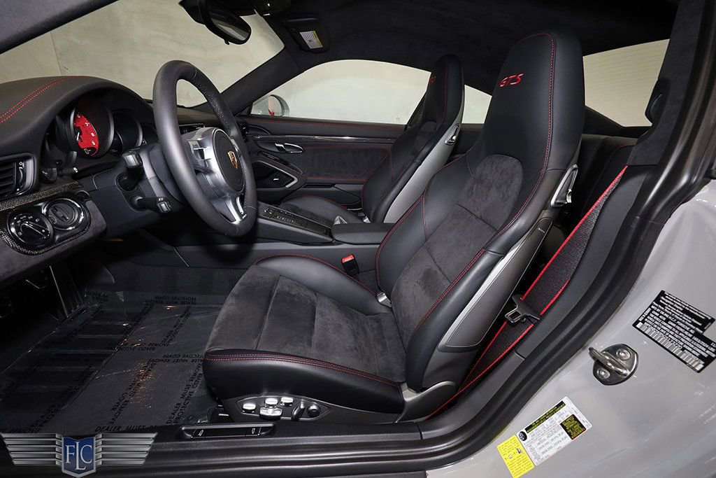 Used 2016 Porsche 911 Carrera GTS image 19