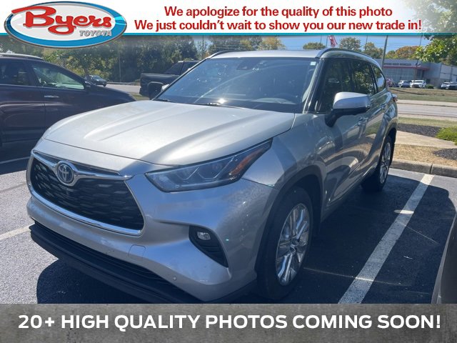 Used 2023 Toyota Highlander Limited