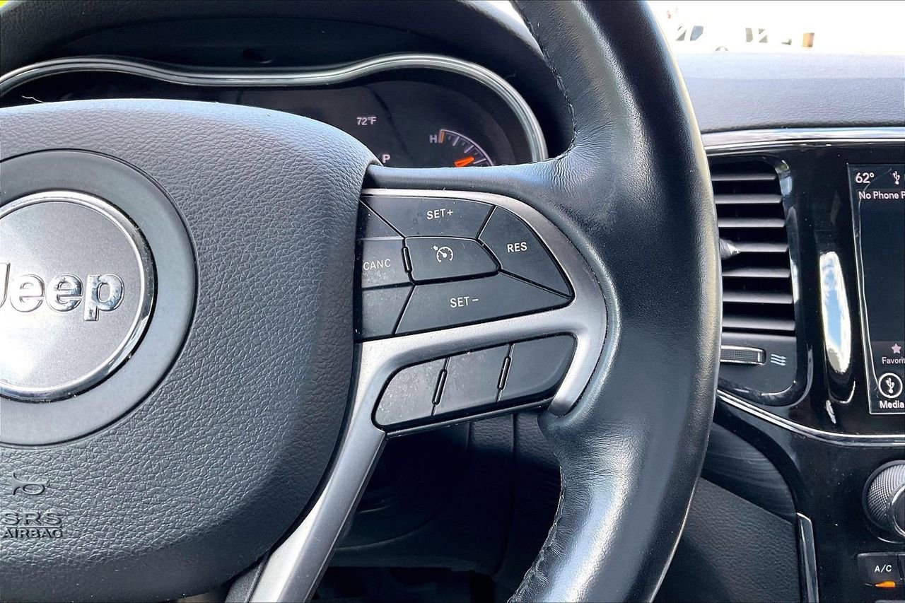Certified 2021 Jeep Grand Cherokee Laredo X RWD image 31