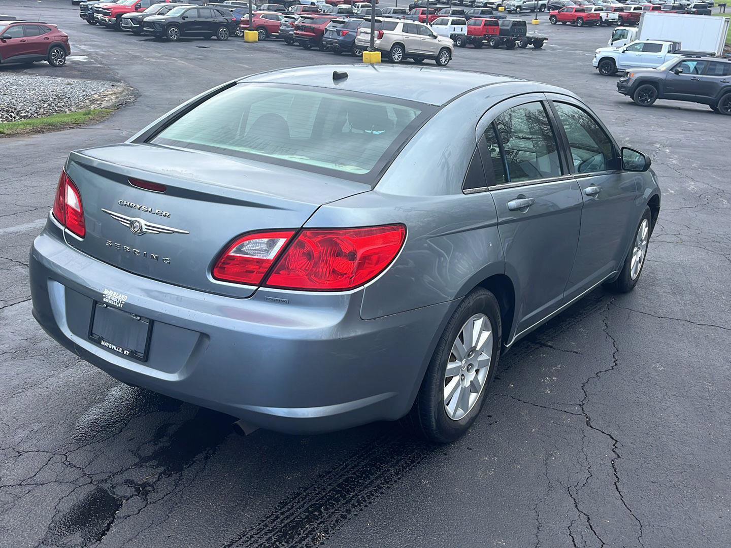 Used 2010 Chrysler Sebring Touring image 5