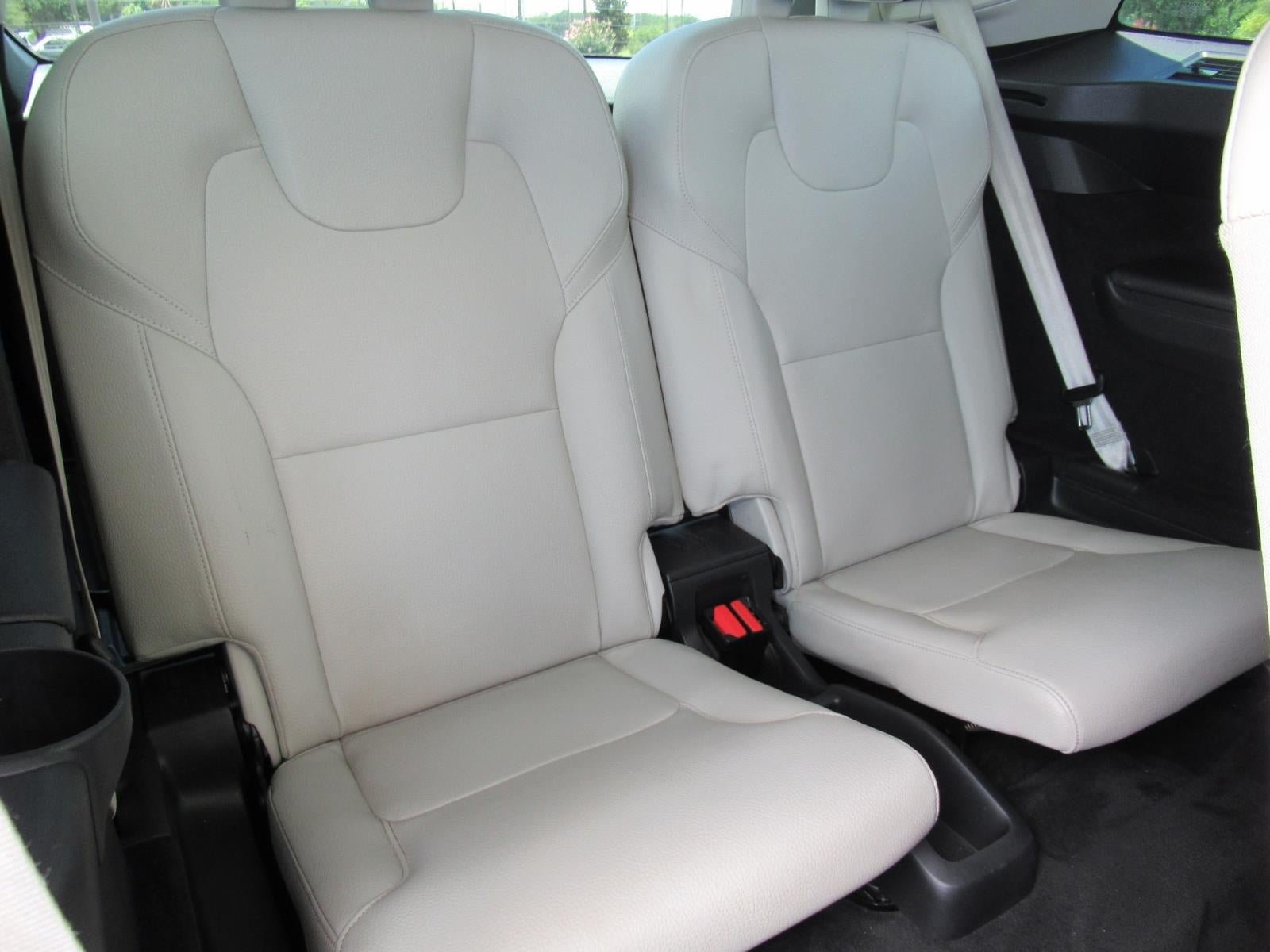 Used 2021 Volvo XC90 T6 Momentum w/ Advanced Package AWD/4WD image 36