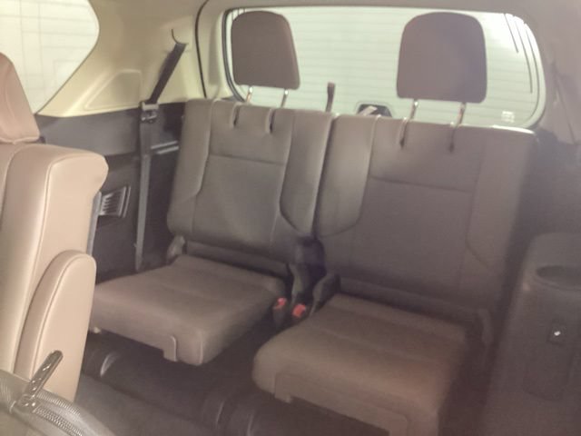 Certified 2023 Lexus GX 460 Luxury w/ Sport Design Package AWD/4WD image 35
