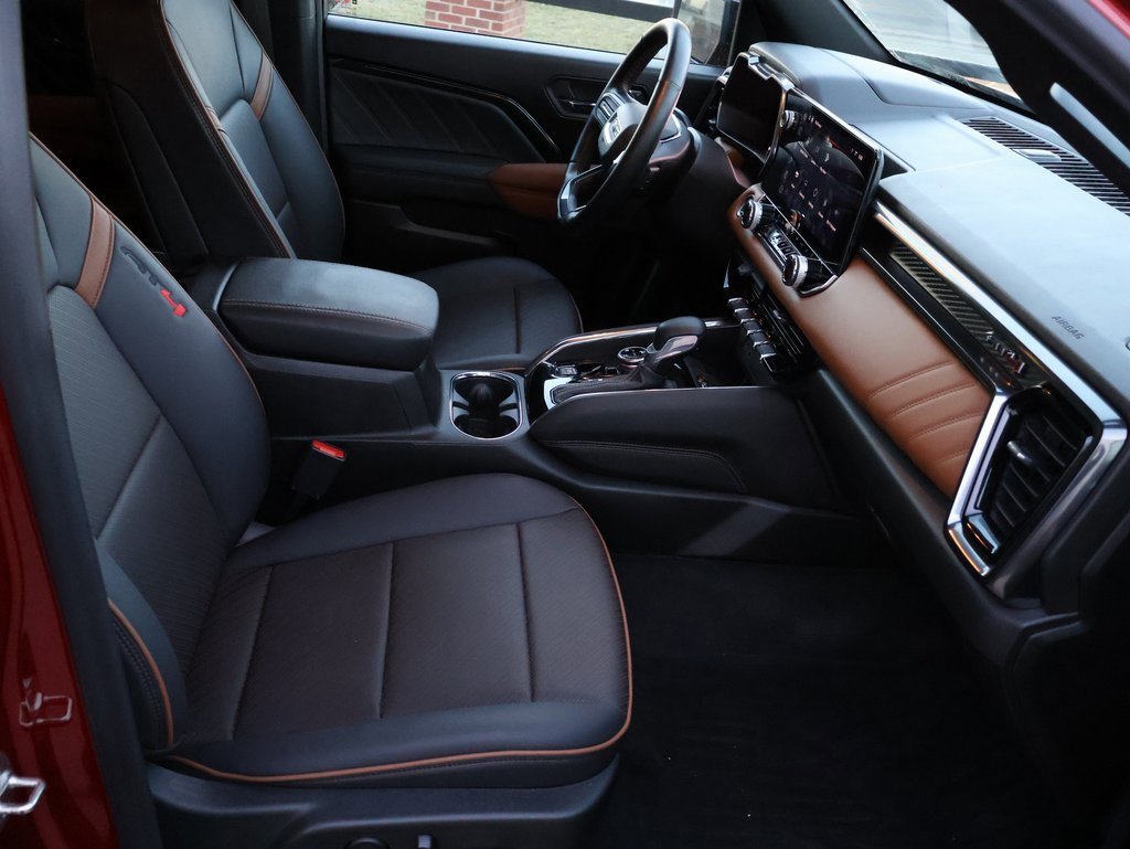 Used 2024 GMC Canyon AT4 w/ AT4 Premium Package image 11