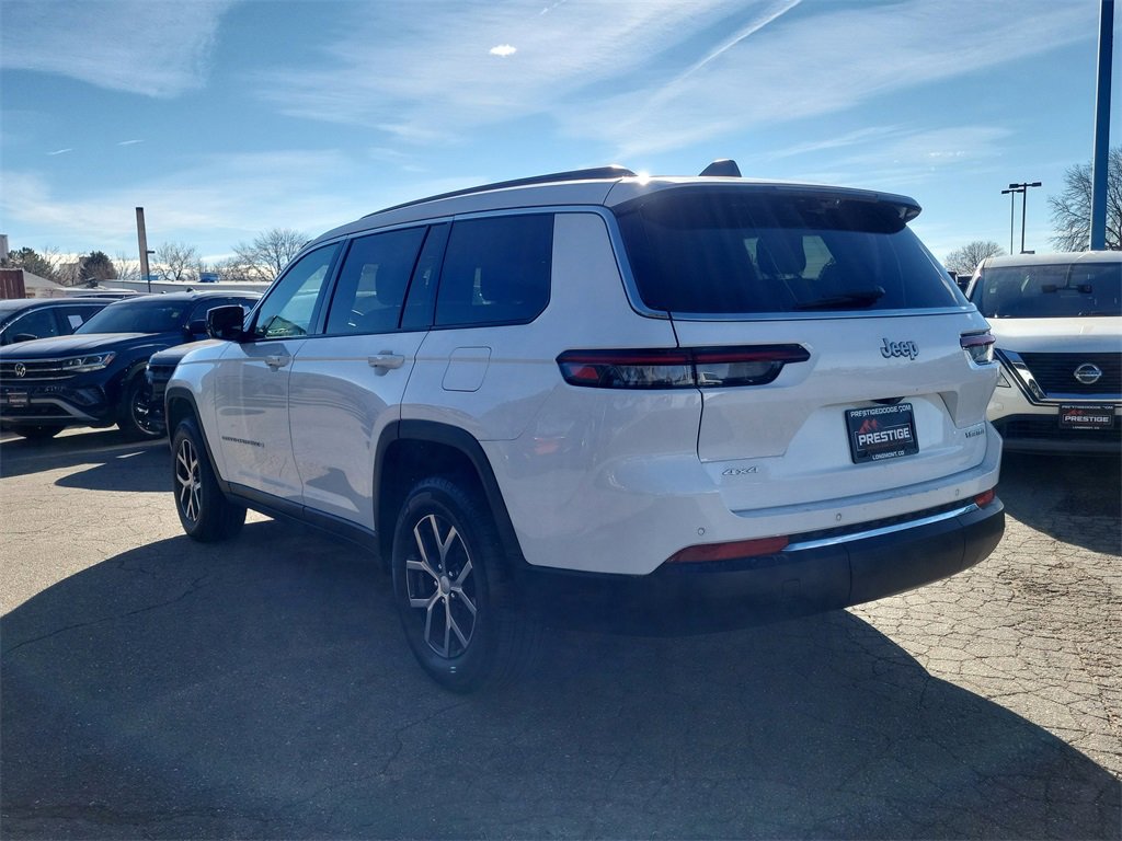 Used 2024 Jeep Grand Cherokee L Limited w/ Luxury Tech Group II image 3