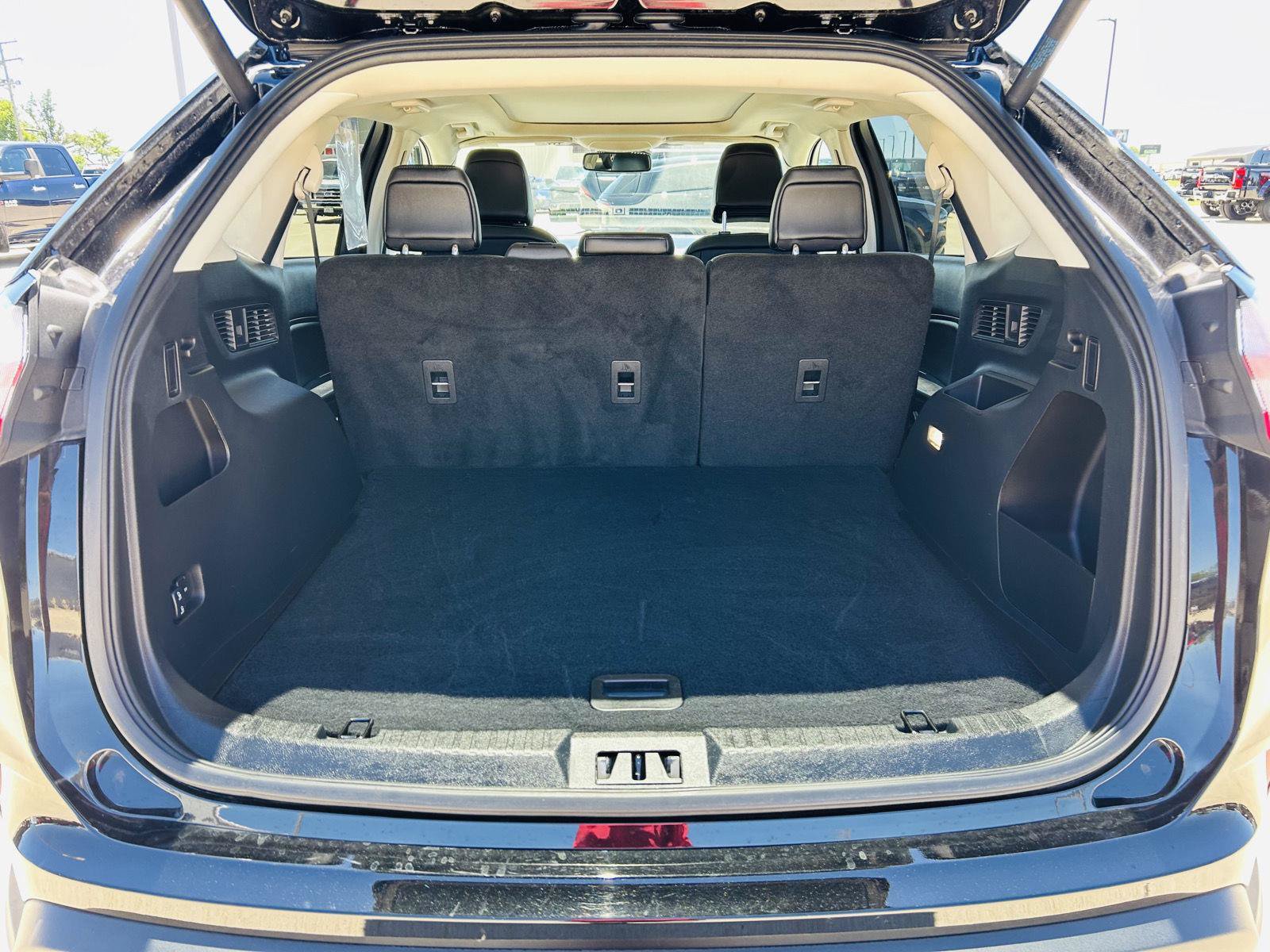Used 2024 Ford Edge SEL w/ Convenience Package AWD/4WD image 29