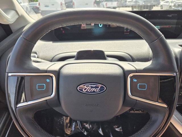Certified 2025 Ford Expedition Platinum AWD/4WD image 29