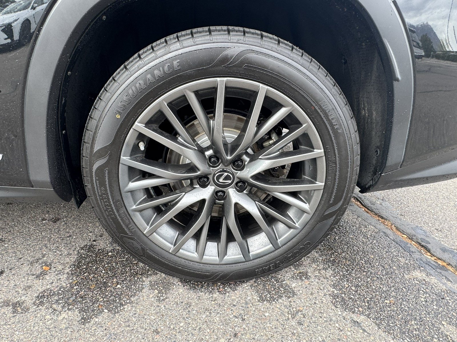 Used 2020 Lexus RX 450h F Sport w/ Accessory Package AWD/4WD image 18