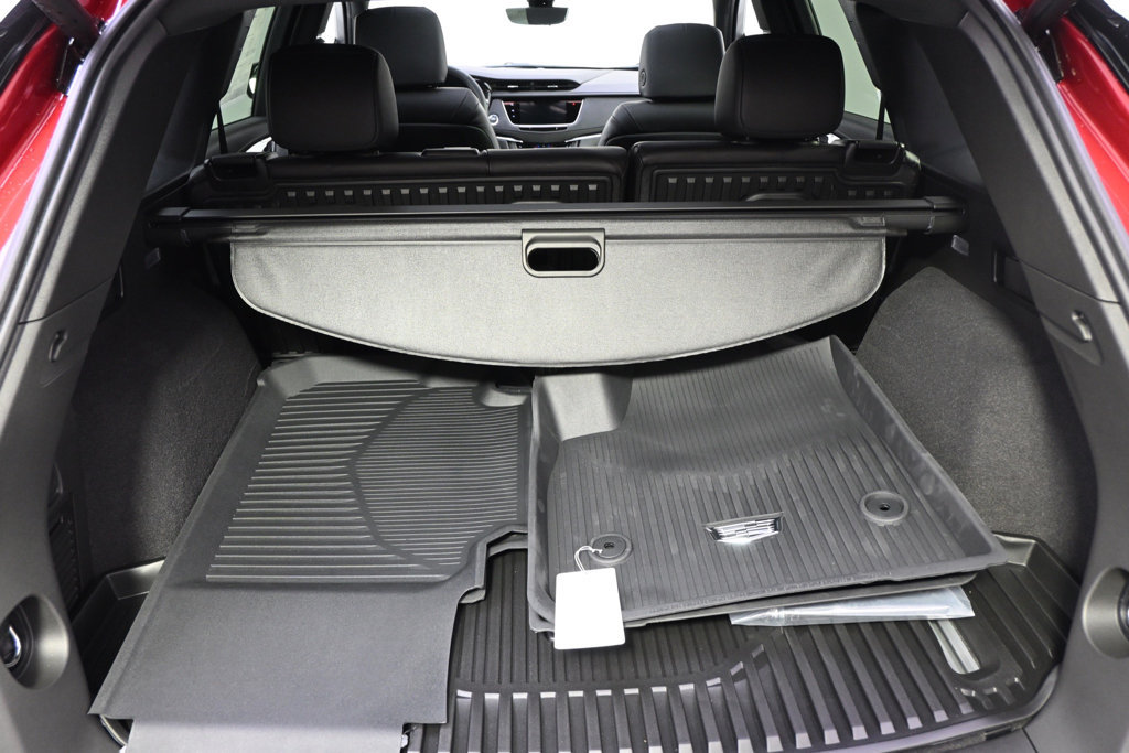 New 2026 Cadillac XT5 Premium Luxury w/ LPO, Floor Liner Package AWD/4WD image 19