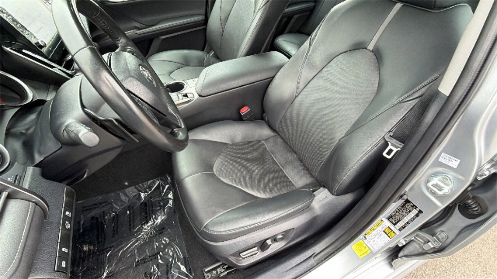 Used 2024 Toyota Camry XSE image 18