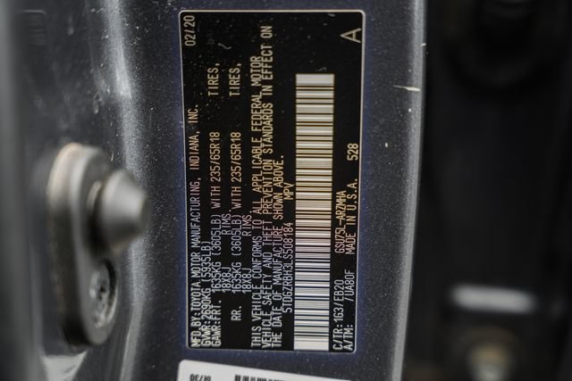 Used 2020 Toyota Highlander XLE AWD/4WD image 38