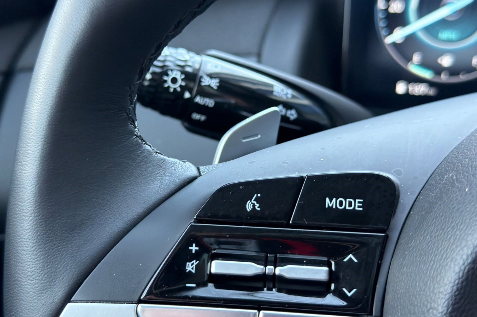 Used 2023 Hyundai Tucson Limited image 34