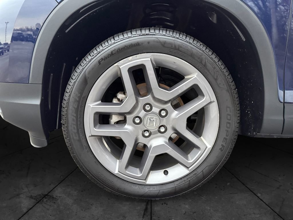 Used 2023 Honda Passport EX-L image 14