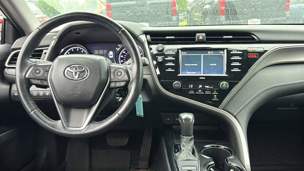 Used 2020 Toyota Camry SE w/ Cold Weather Package AWD/4WD image 8