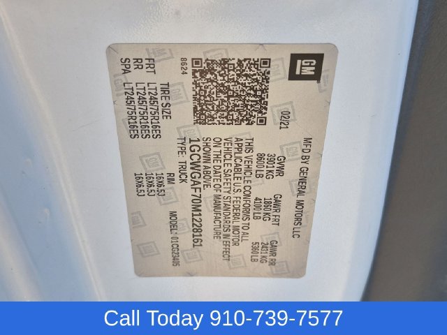 Used 2021 Chevrolet Express 2500 RWD image 32