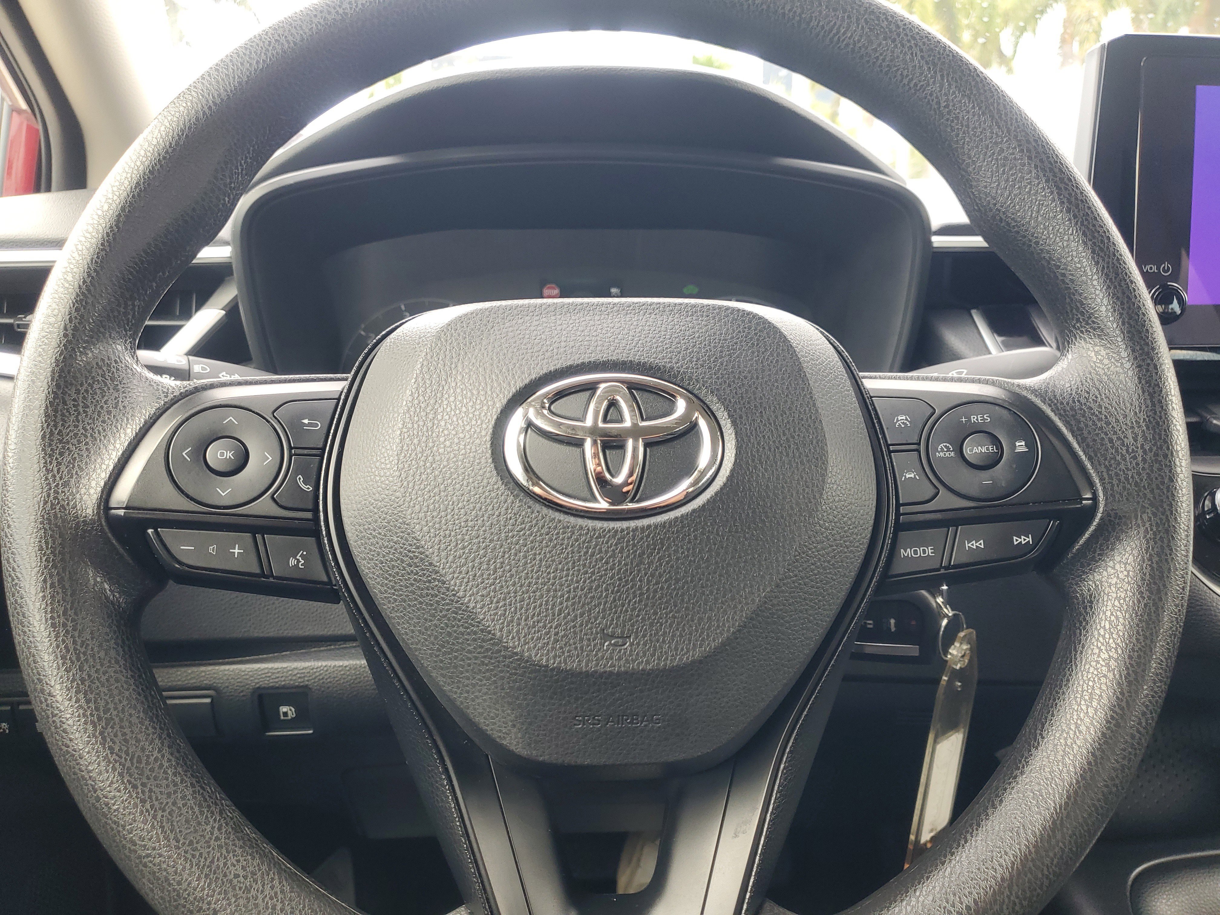 Certified 2025 Toyota Corolla LE FWD image 20