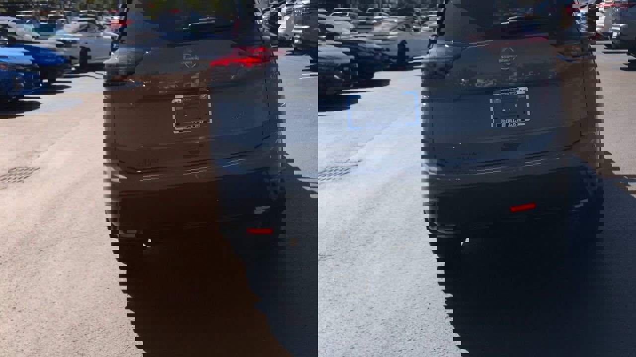New 2026 Nissan Rogue SV image 7