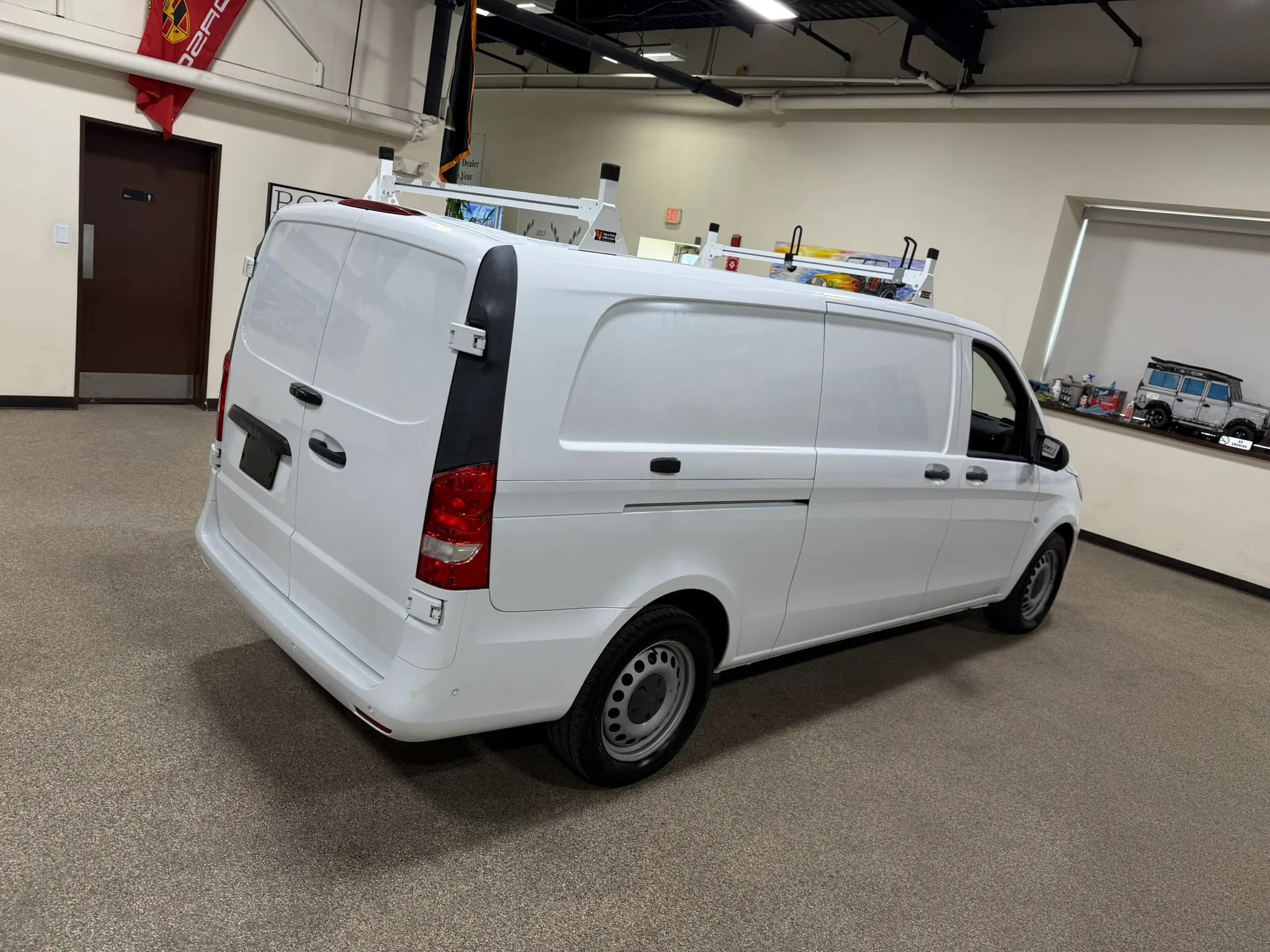 Used 2021 Mercedes-Benz Metris image 15