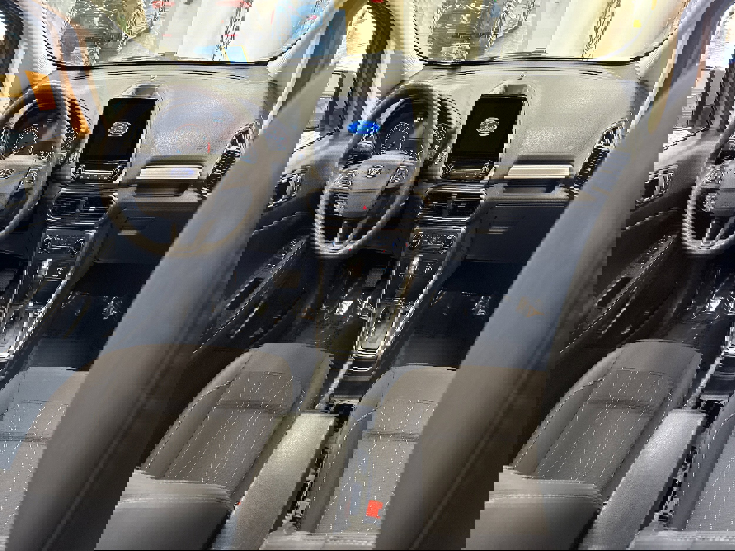 Used 2021 Ford EcoSport SE image 22