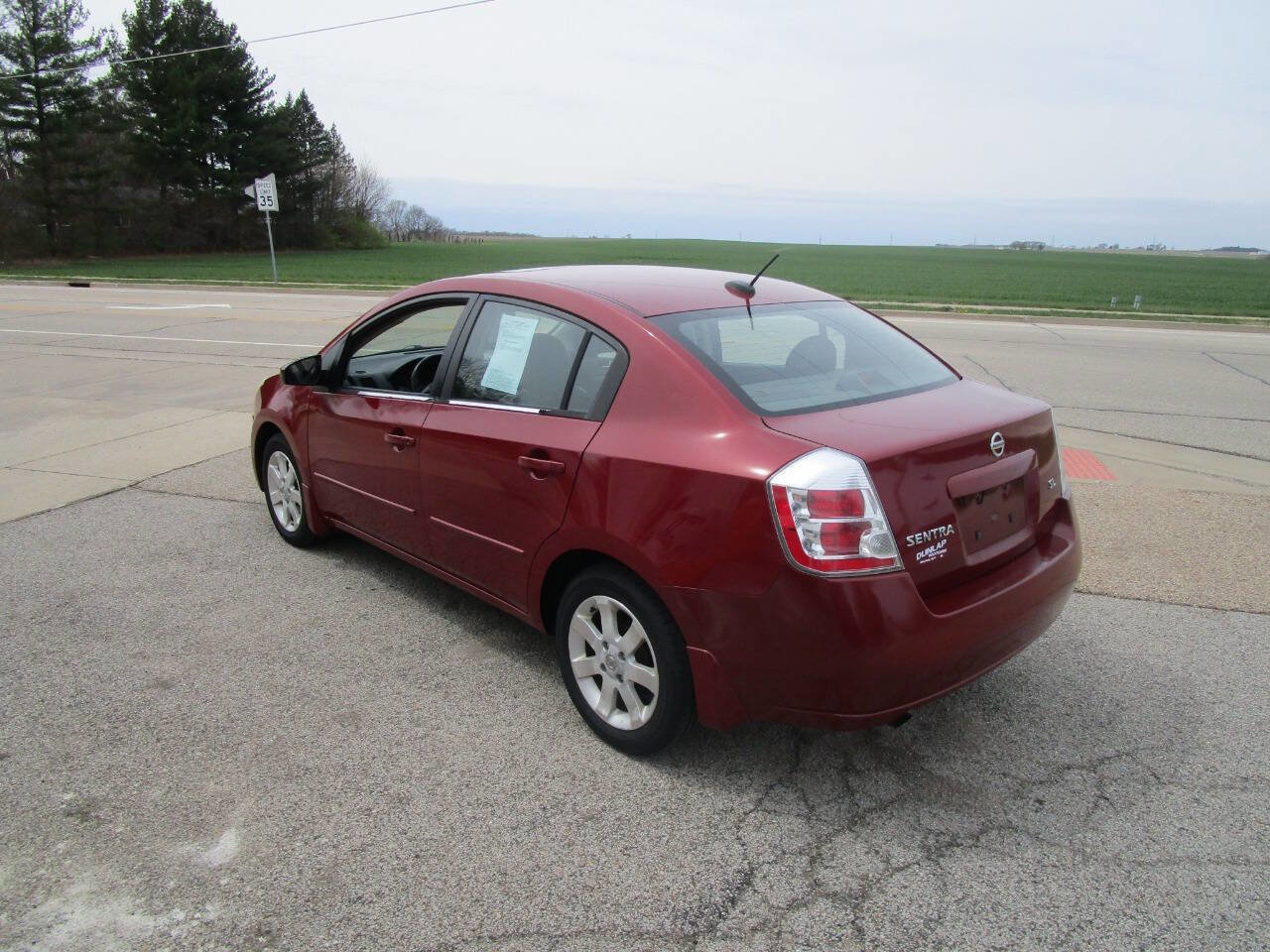 Used 2008 Nissan Sentra 2.0 SL w/ Sunroof Pkg image 3