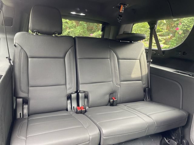 New 2026 Chevrolet Suburban Z71 w/ Z71 Off-Road Package AWD/4WD image 24