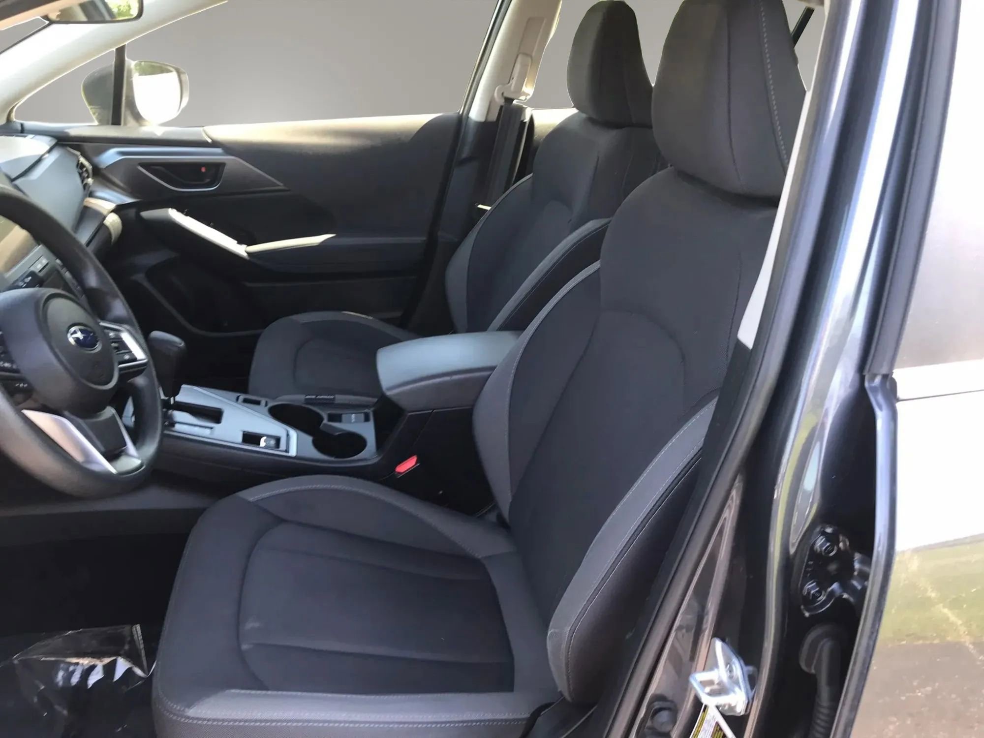 Used 2024 Subaru Impreza 2.0i AWD/4WD image 2