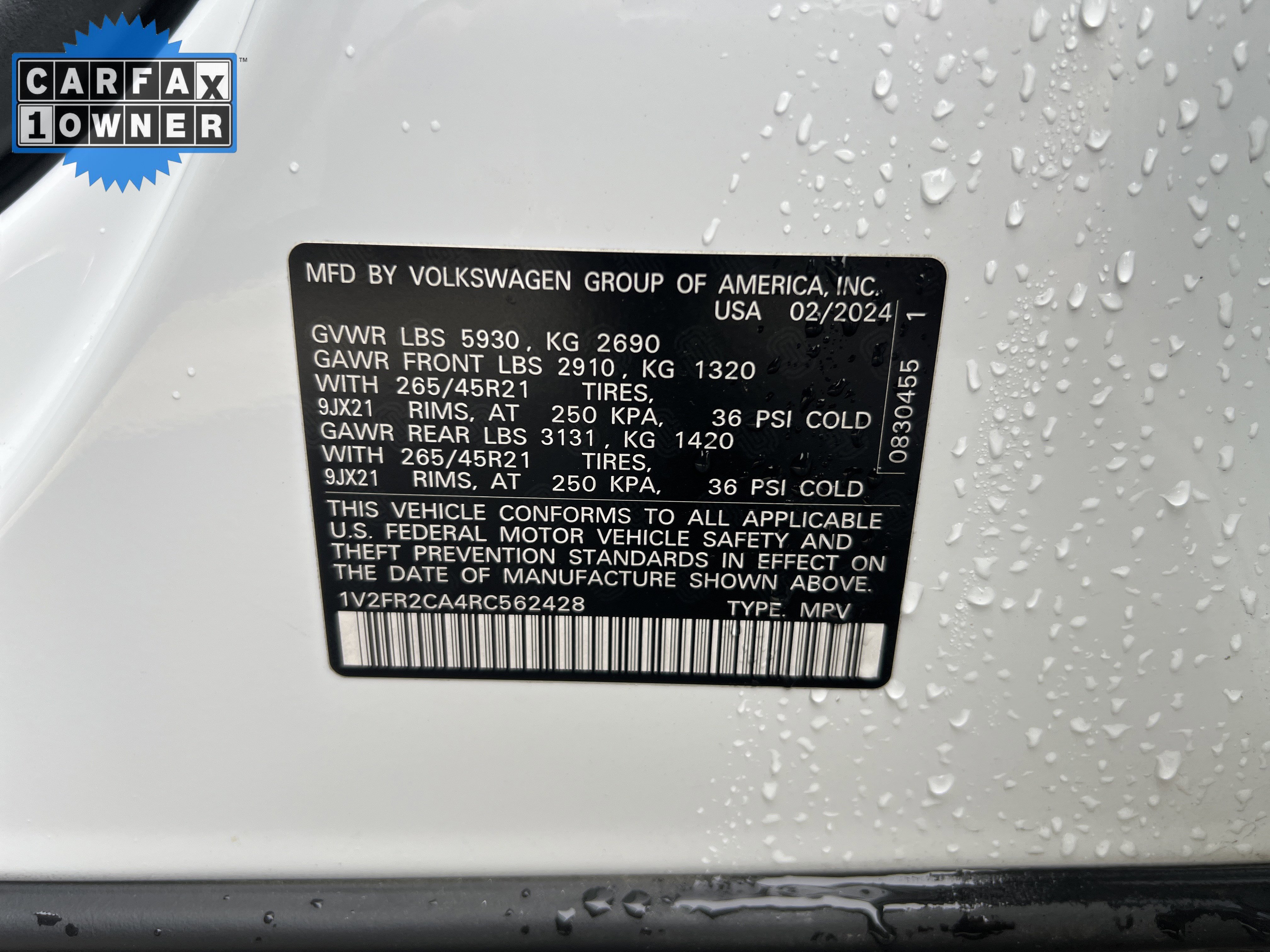 Used 2024 Volkswagen Atlas SEL Premium R-Line image 37