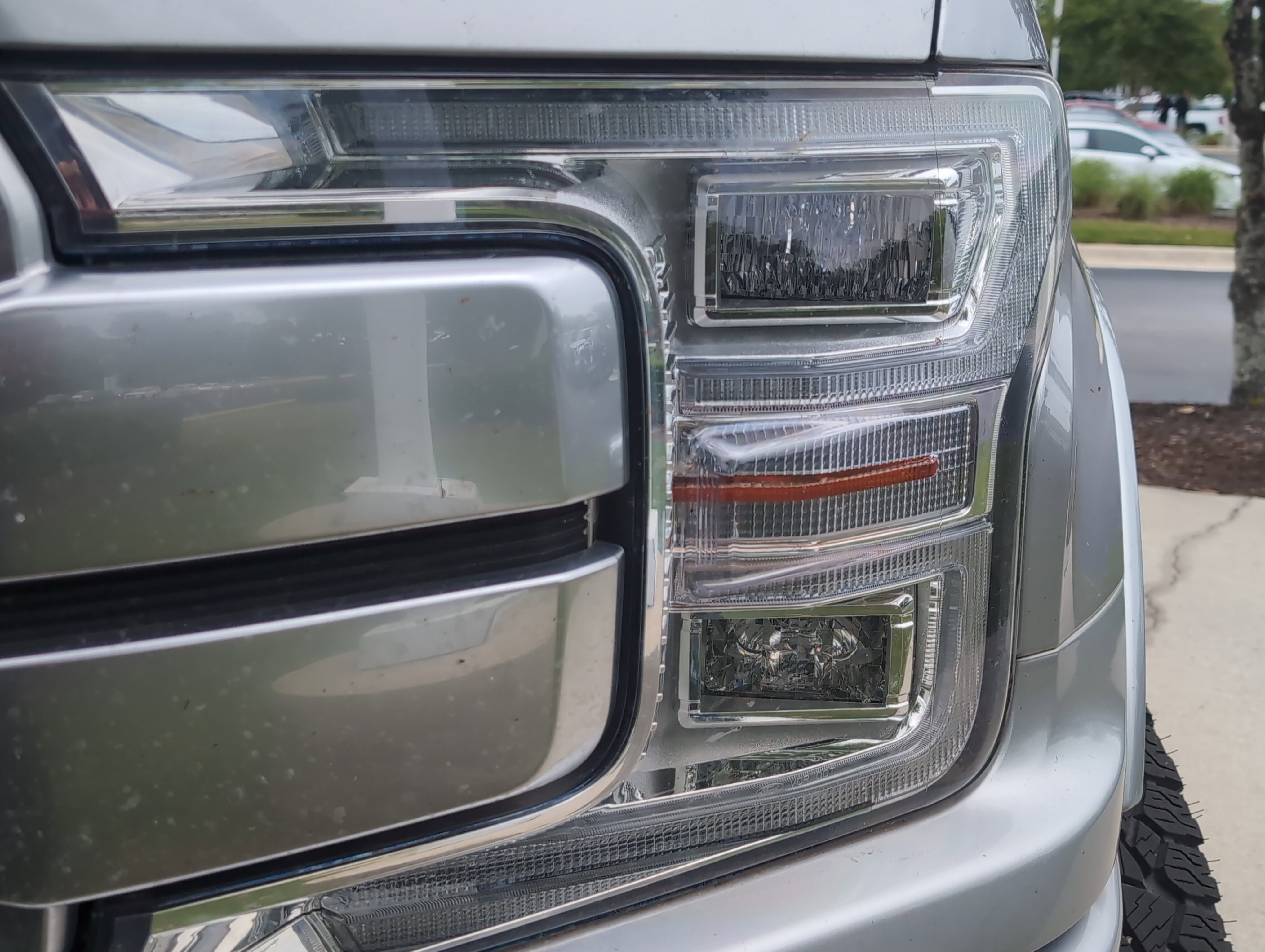 Used 2020 Ford F150 Platinum w/ Equipment Group 701A Luxury AWD/4WD image 6