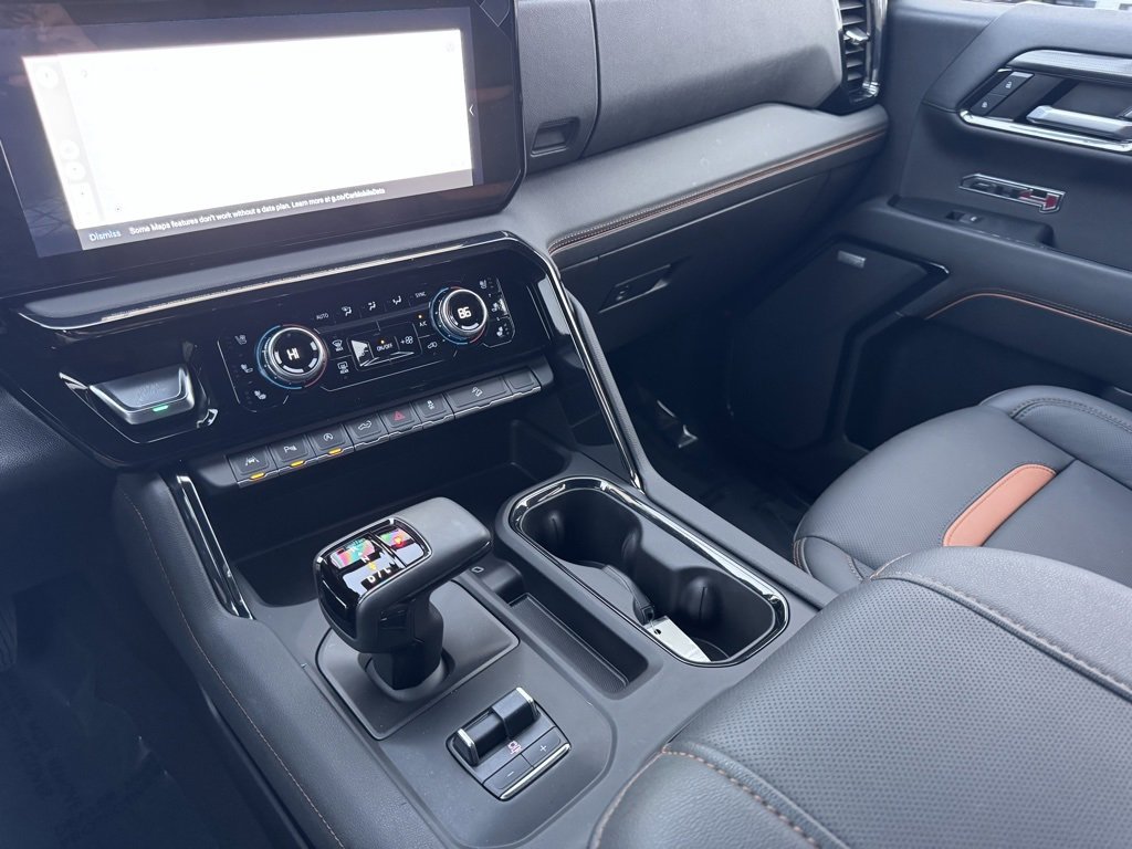 Used 2024 GMC Sierra 1500 AT4 w/ Technology Package image 32