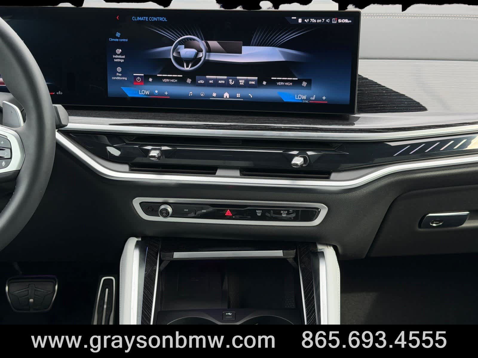 Used 2027 BMW X6 M60i AWD/4WD image 21