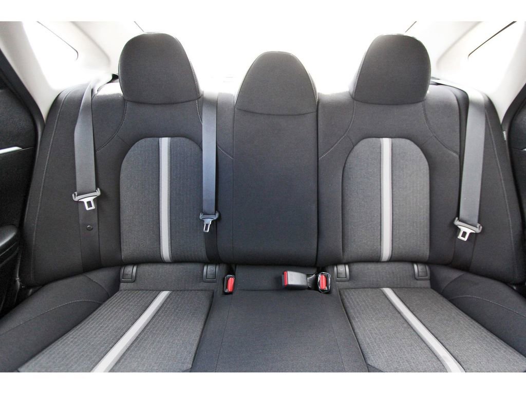 Certified 2025 Hyundai Sonata SE image 12