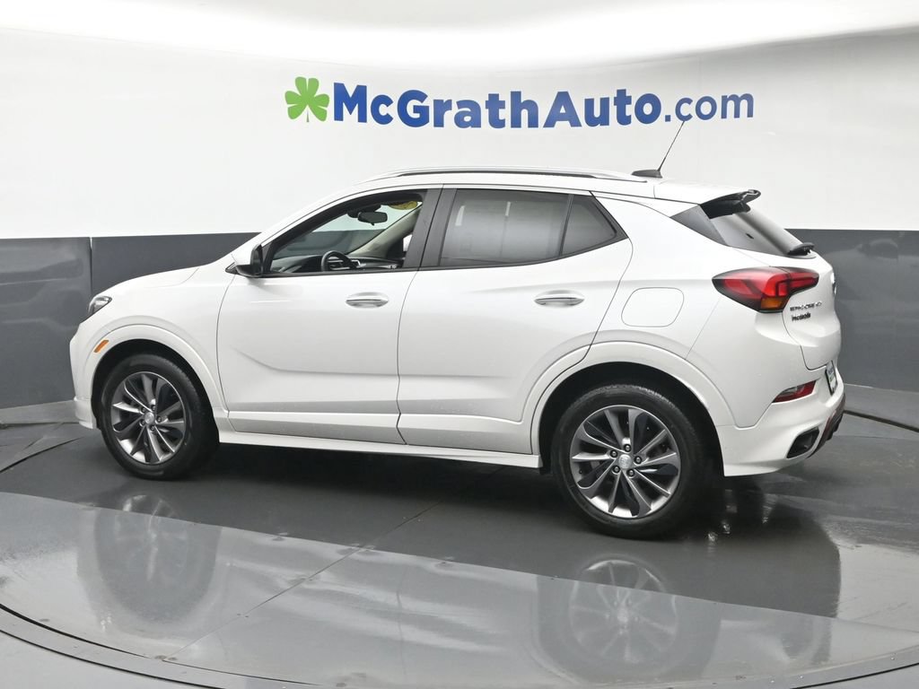 Used 2022 Buick Encore GX Select w/ Sport Touring Package FWD image 25