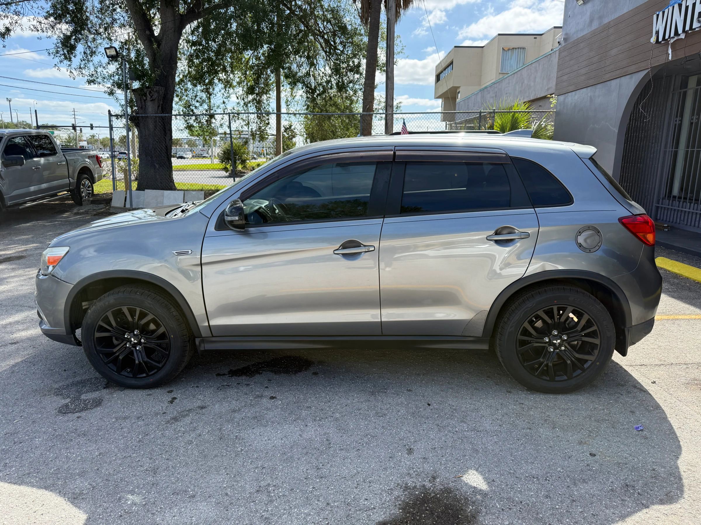 Used 2017 Mitsubishi Outlander Sport ES FWD image 6