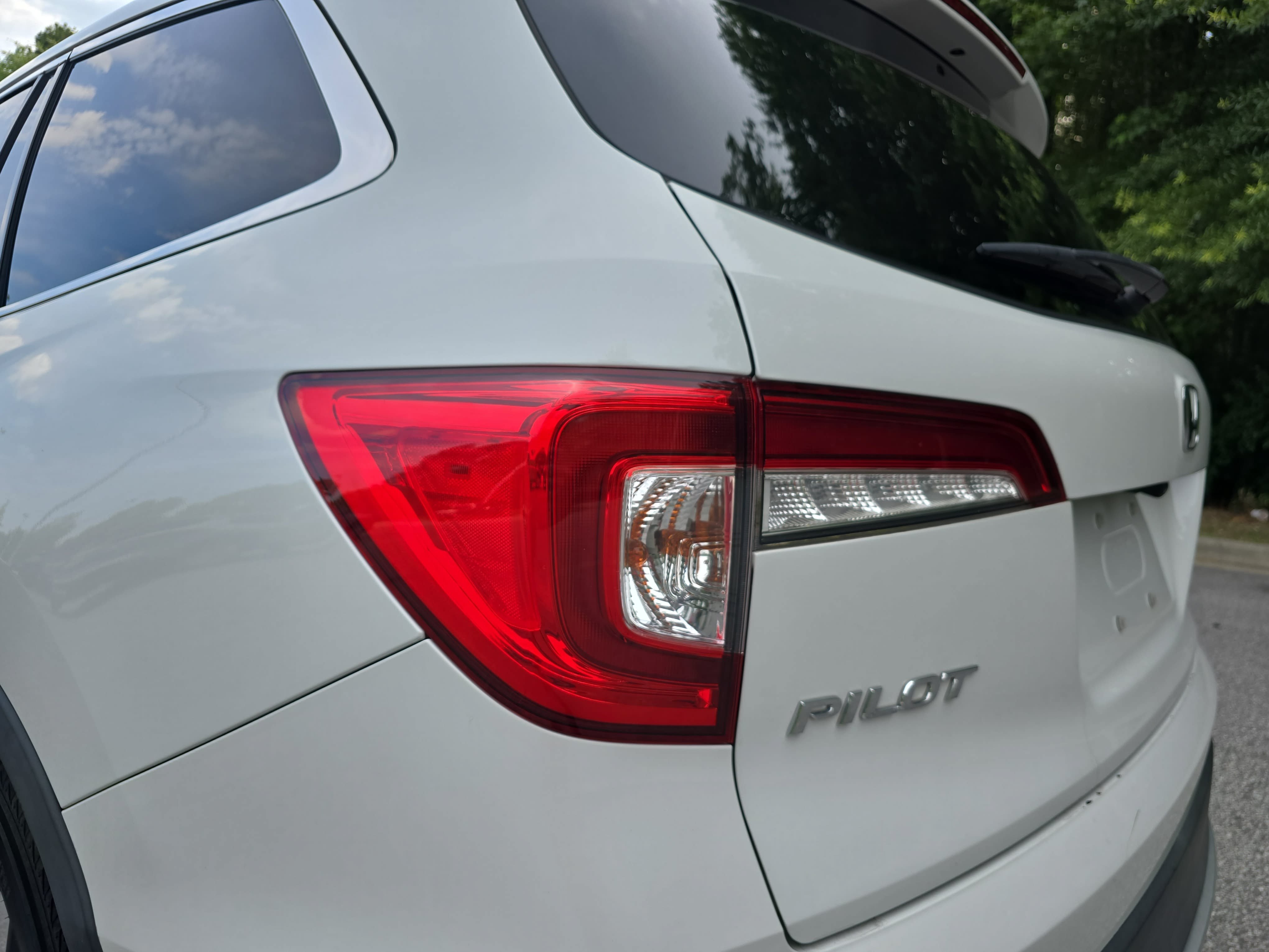 Used 2020 Honda Pilot EX image 34