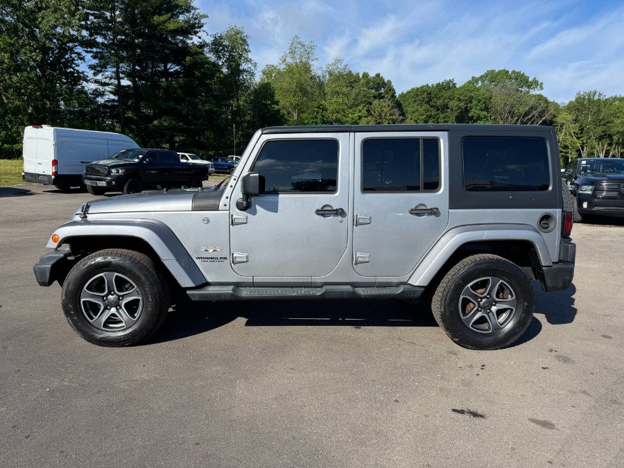 Used 2016 Jeep Wrangler Unlimited Sahara AWD/4WD image 2