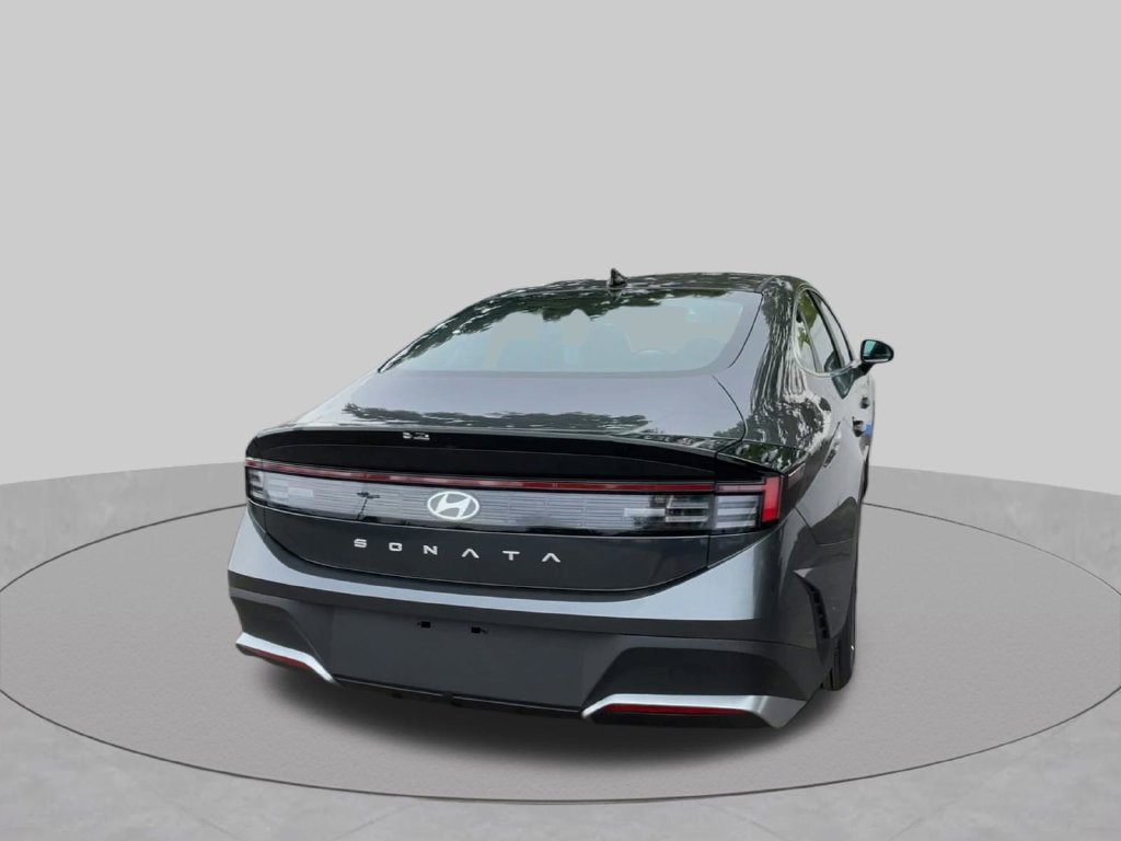 Used 2026 Hyundai Sonata SE FWD image 23
