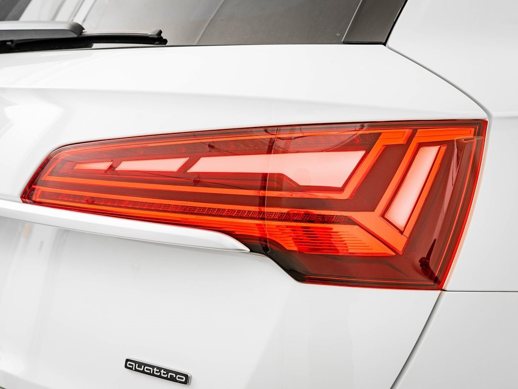 Used 2023 Audi Q5 2.0T Premium Plus w/ Premium Plus Package image 9