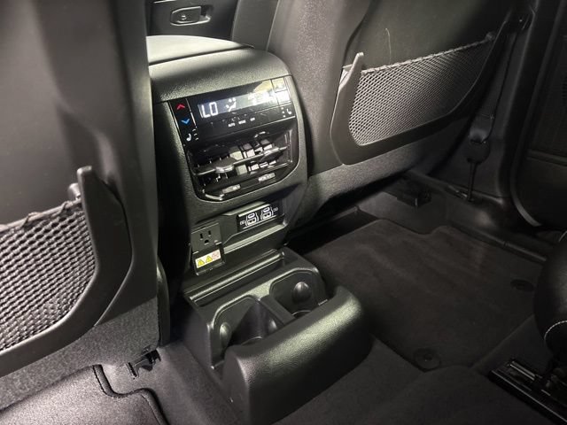 Used 2025 Jeep Grand Cherokee L Limited w/ Black Appearance Package AWD/4WD image 24