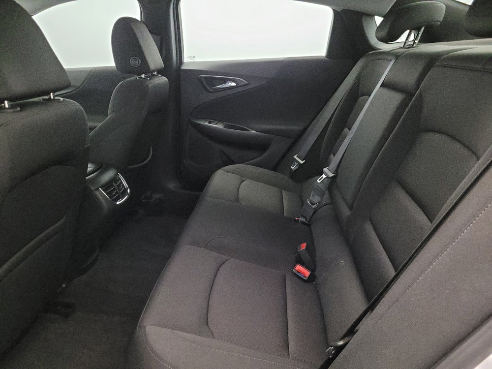 Used 2020 Chevrolet Malibu LT image 18