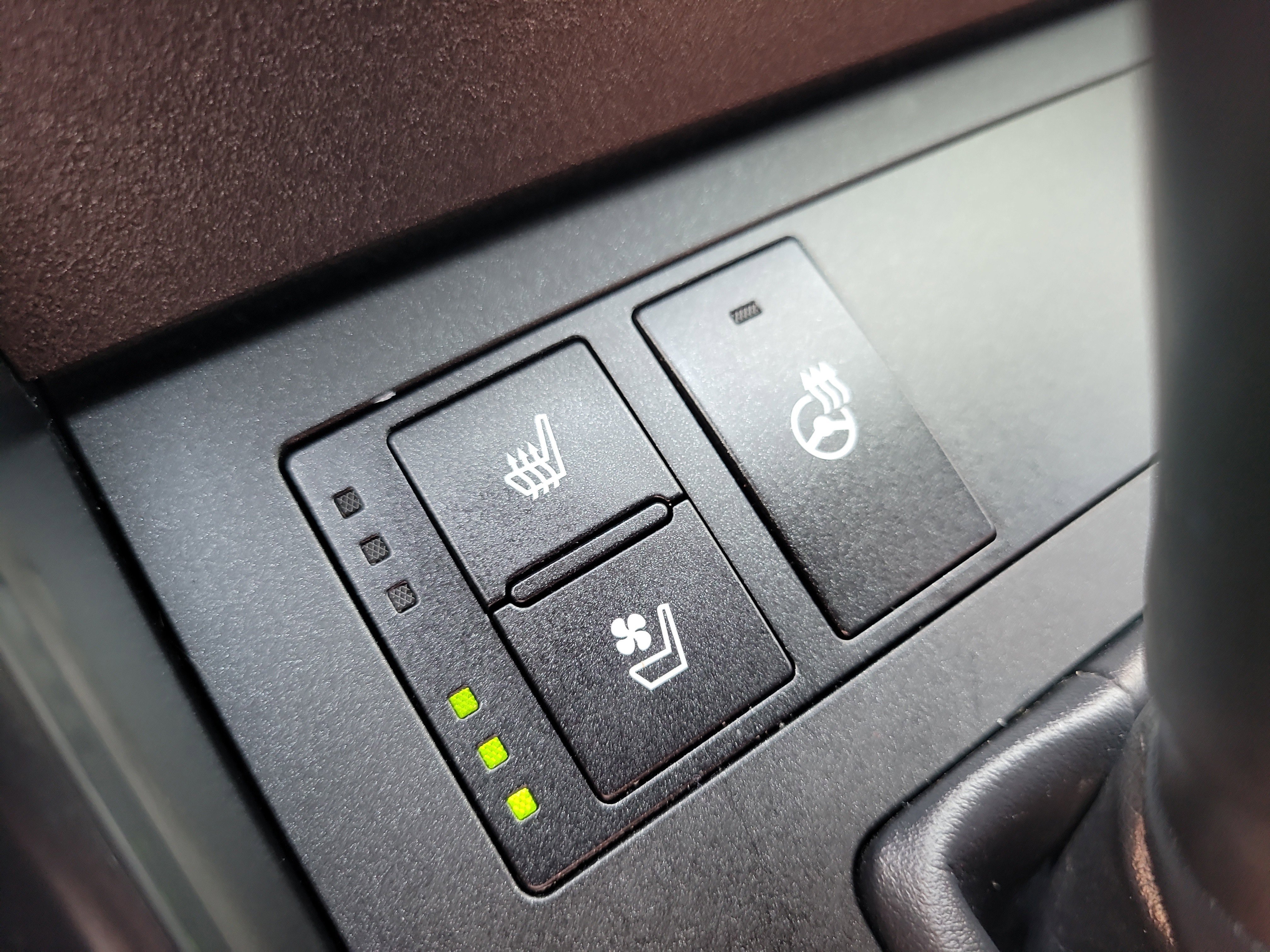 Used 2023 Lexus IS 300 w/ Premium Package image 25