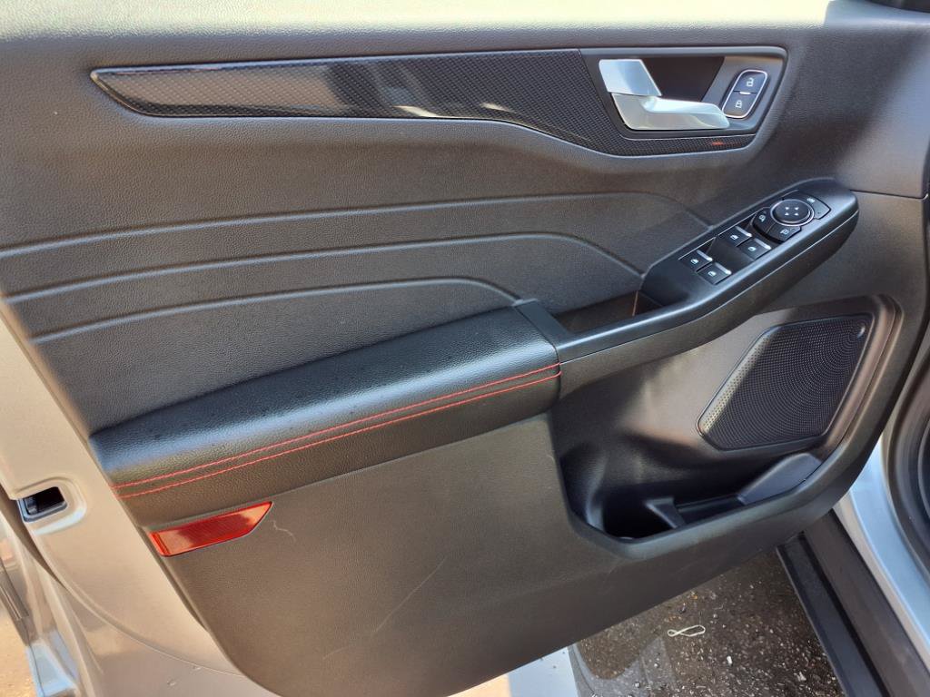 Used 2024 Ford Escape ST-Line FWD image 7